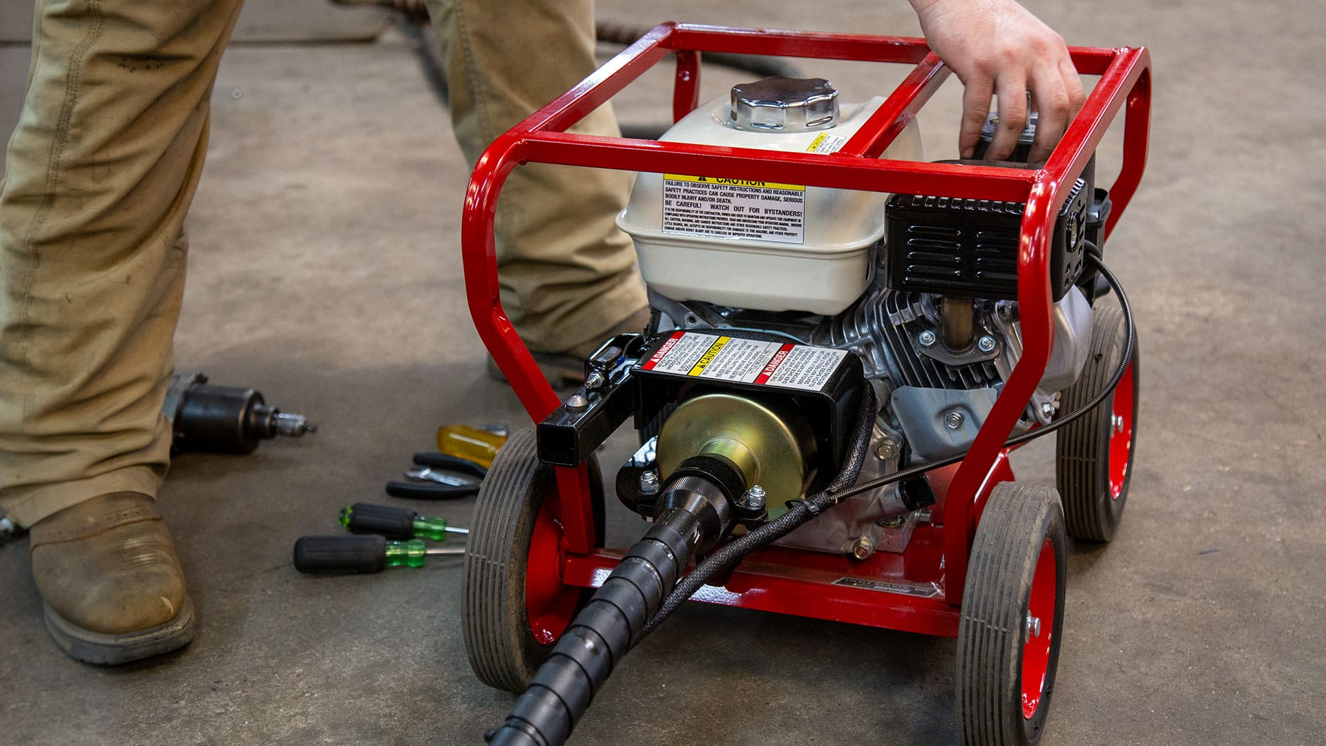 Mechanical earth drill maintainence