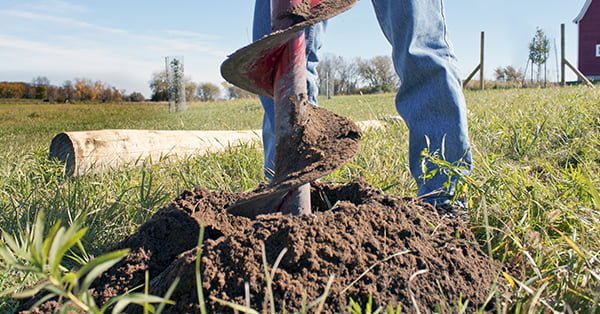 Top 4 Earth Drill Features Rental Centers Need