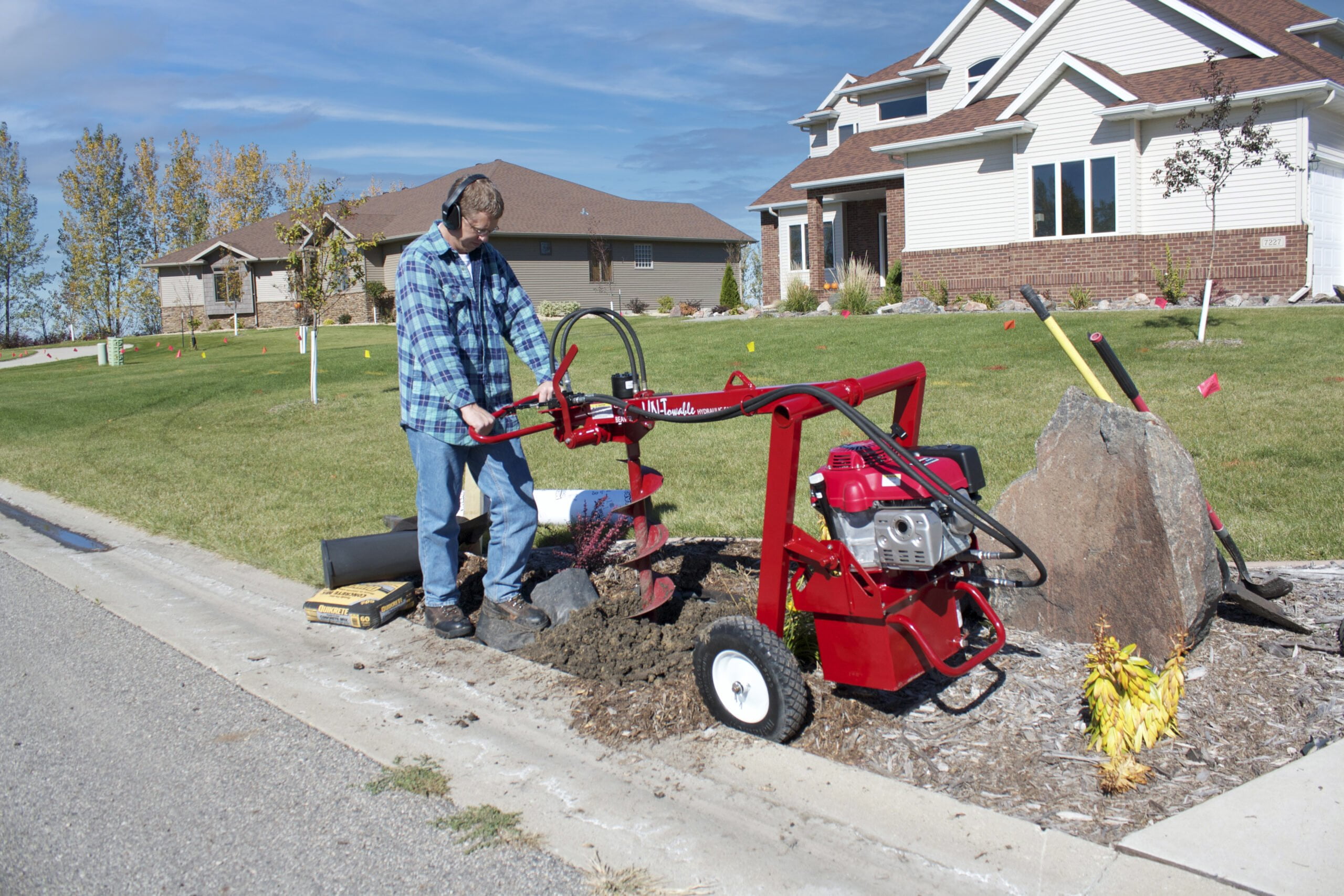 how to install a mailbox post into the ground